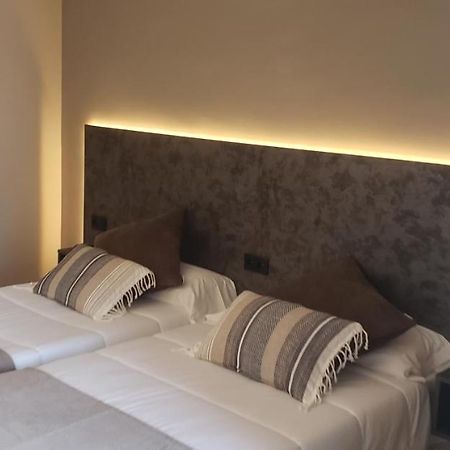 Hotel Balfagon Calanda Buitenkant foto