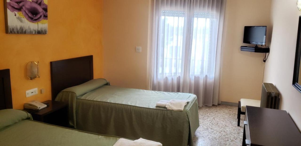 Hotel Balfagon Calanda Buitenkant foto