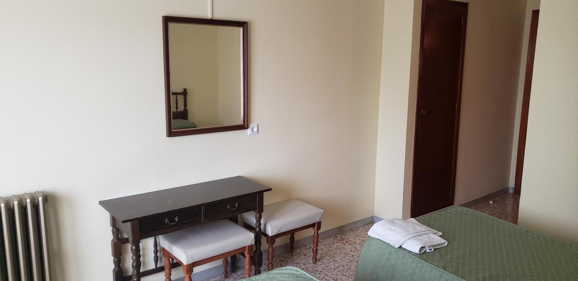 Hotel Balfagon Calanda Buitenkant foto